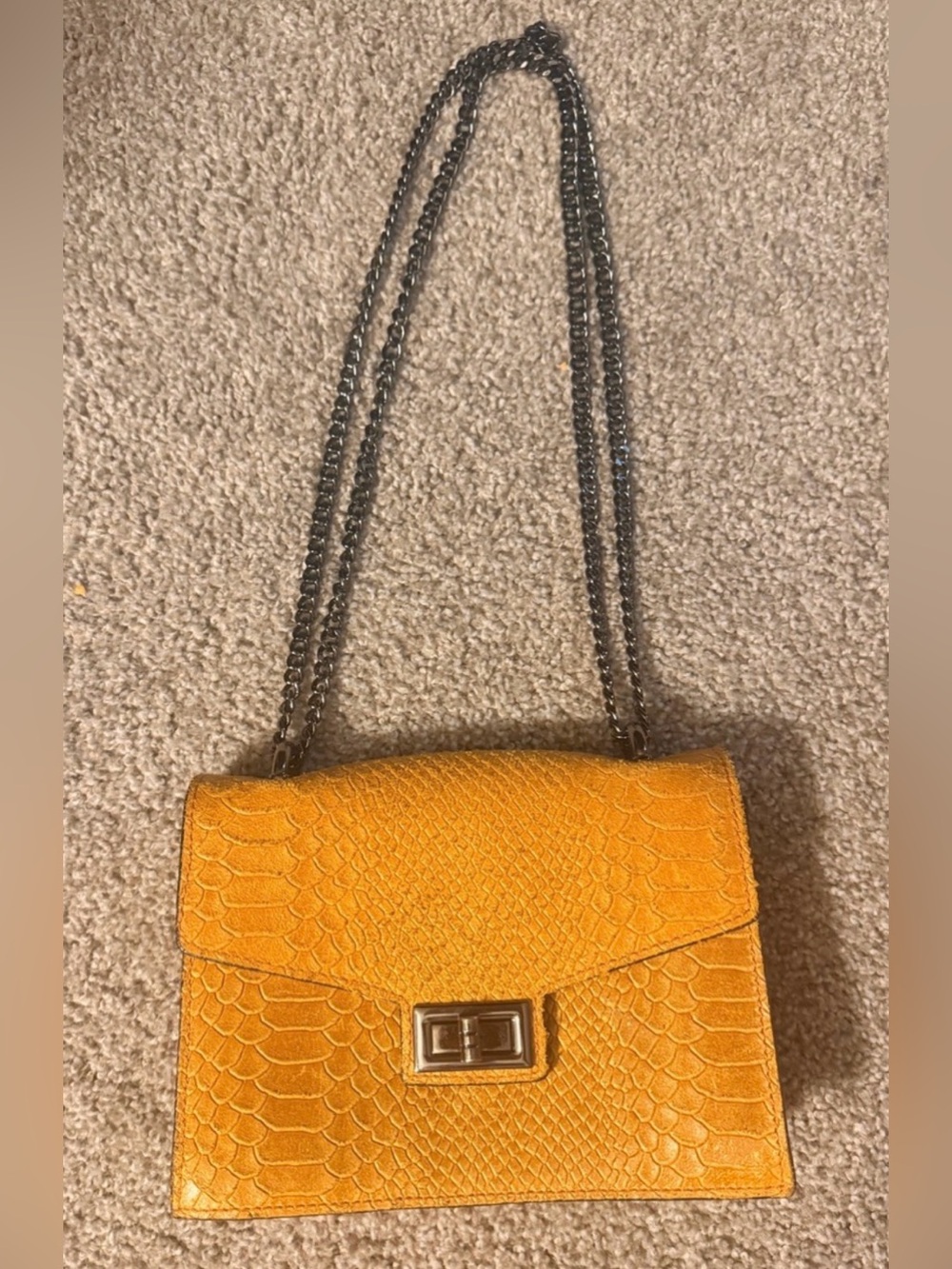 Italian Leather Bag Excellent Condition, Like New - Picture 5 of 12
